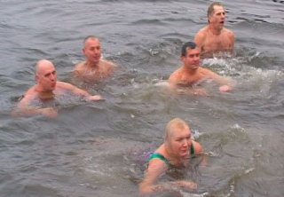 В Крыму пройдет заплыв моржей «Весна в России» В Крыму пройдет заплыв моржей «Весна в России»