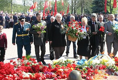 В Симферополе минутой молчания почтят память освободителей города В Симферополе минутой молчания почтят память освободителей города