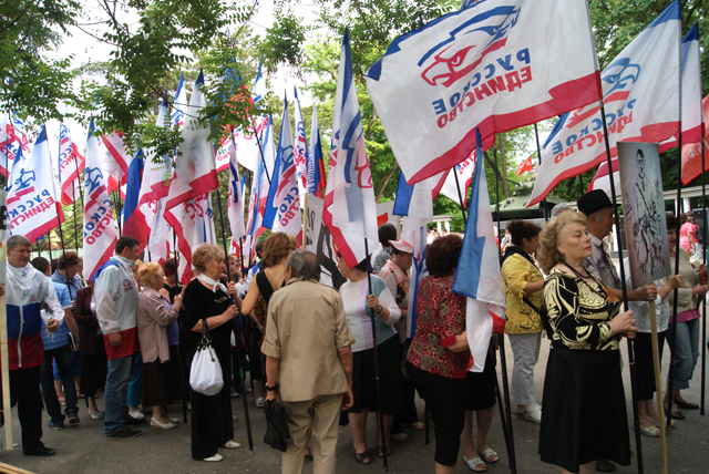 Крымчанам гарантировали право на мирные собрания