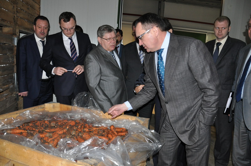 Министр сельского хозяйства РФ посетил предприятия Крыма