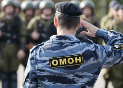 ОМОН будет помогать обеспечивать общественный порядок в Алуште ОМОН будет помогать обеспечивать общественный порядок в Алуште