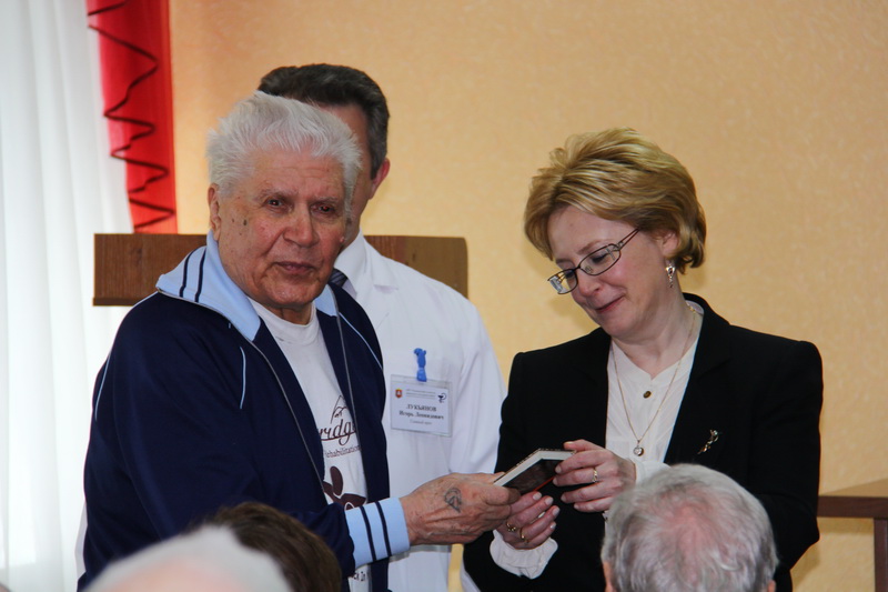 В Крым с рабочим визитом прибыла министр здравоохранения РФ В Крым с рабочим визитом прибыла министр здравоохранения РФ