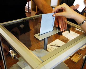 В Крыму не исключают возможности проведения местных выборов в этом году В Крыму не исключают возможности проведения местных выборов в этом году