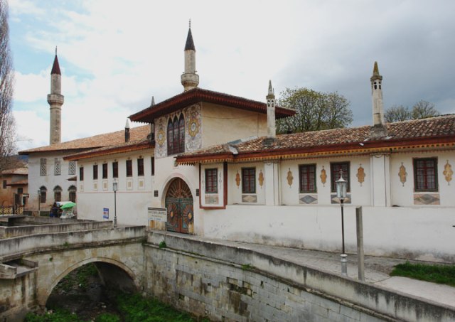 Финансовая проверка выявила нарушения в Бахчисарайском заповеднике Финансовая проверка выявила нарушения в Бахчисарайском заповеднике