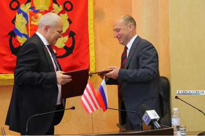 Керчь и Смоленск стали побратимами