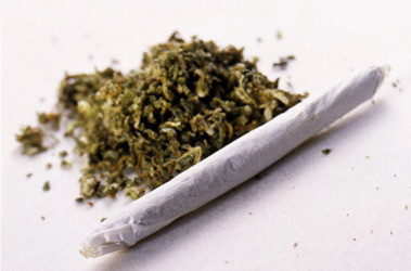 В торговом центре Симферополя продавали наркотические смеси 