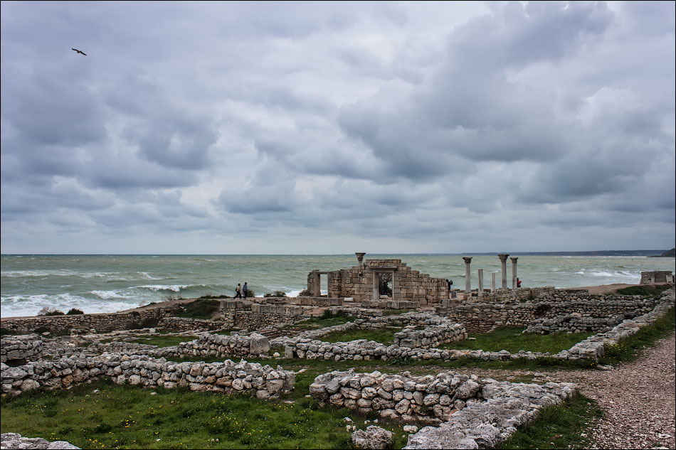 В Крыму объявлено штормовое предупреждение В Крыму объявлено штормовое предупреждение
