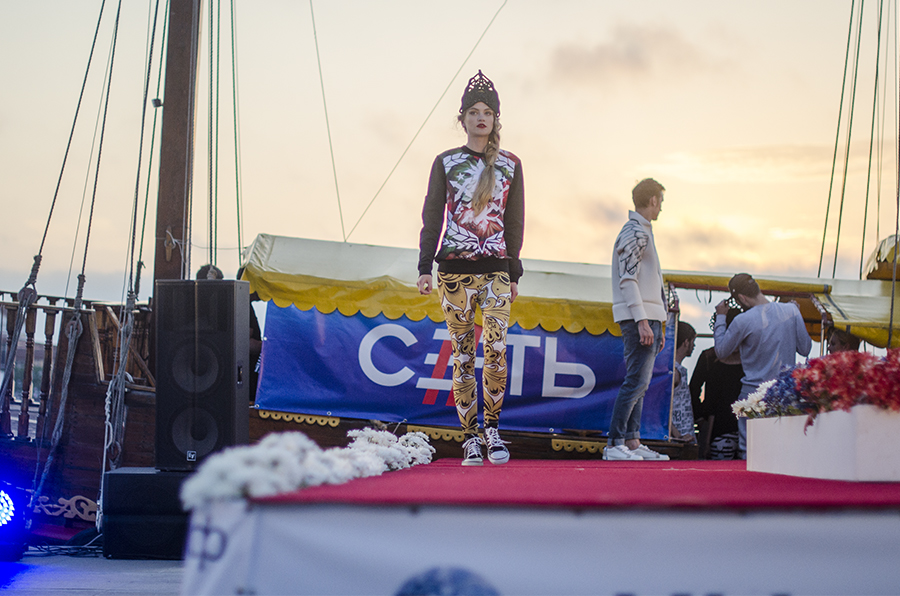 В Севастополе состоялся модный показ «Русская весна»