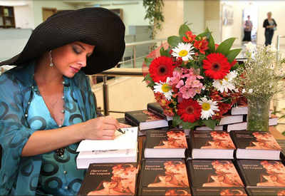 В Симферополе состоялась презентация книги Ксении Симоновой