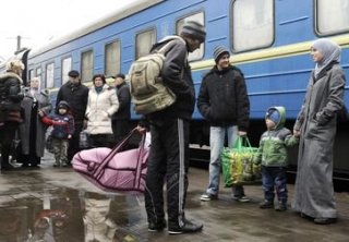 В Севастополе открыли штаб по приему беженцев с юго-востока Украины В Севастополе открыли штаб по приему беженцев с юго-востока Украины