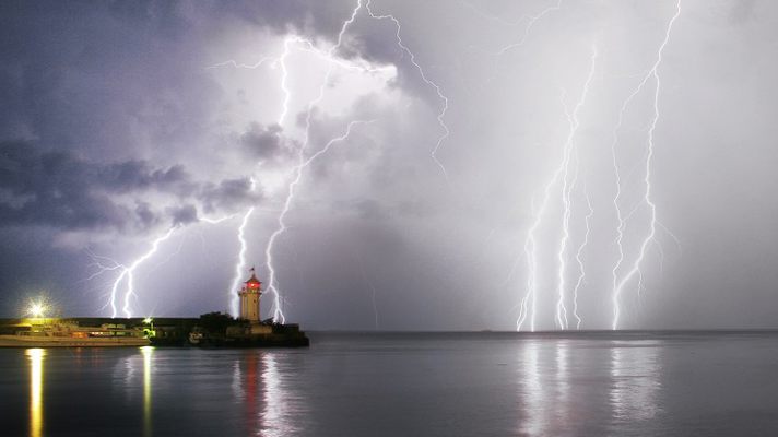 В первую неделю лета в Крыму дожди и грозы