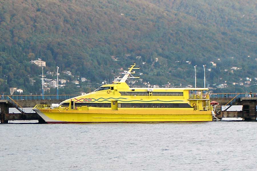 Между Анапой и Ялтой начали ходить пассажирские катамараны Между Анапой и Ялтой начали ходить пассажирские катамараны