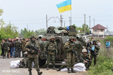 Крымский парламент призвал прекратить кровопролитие на юго-востоке Украины Крымский парламент призвал прекратить кровопролитие на юго-востоке Украины