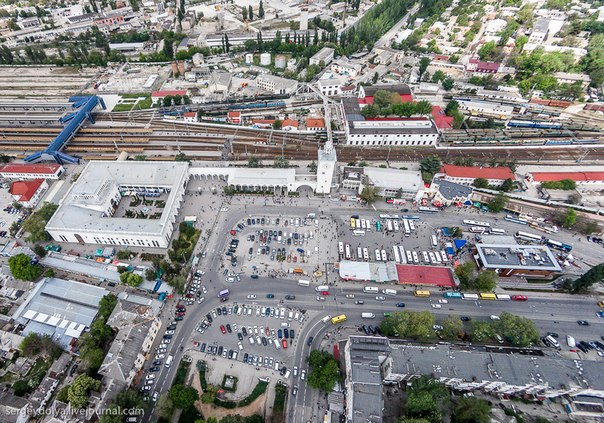 Крымский премьер поздравил симферопольцев с Днем города Крымский премьер поздравил симферопольцев с Днем города