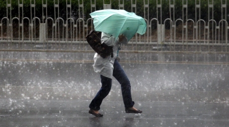 В Крыму объявлено штормовое предупреждение В Крыму объявлено штормовое предупреждение