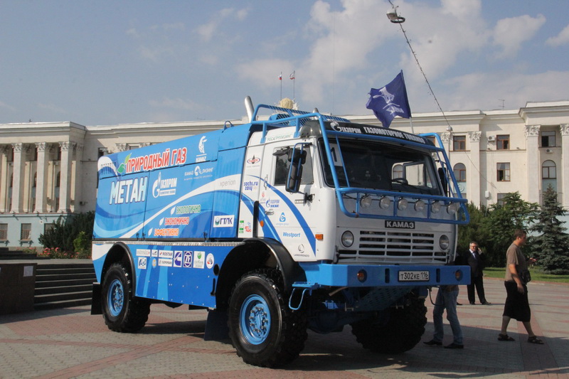 В Симферополь прибыл автопробег «КАМАЗа»