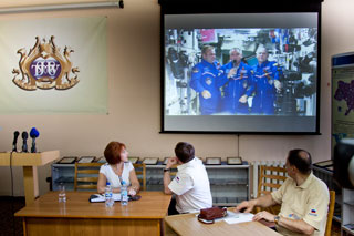 Крымчан поздравили с Днем России с орбиты