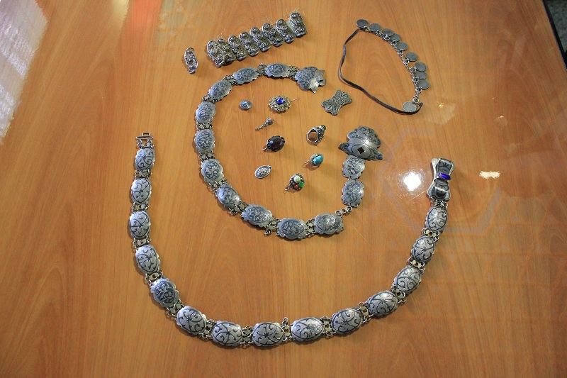 Бахчисарайский заповедник получил в дар 14 ювелирных изделий 