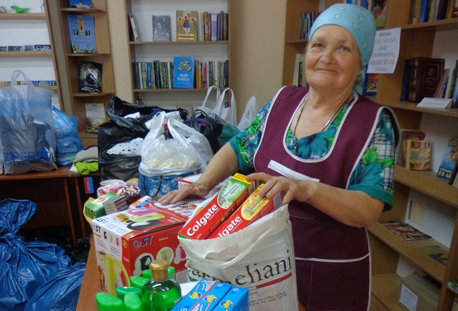 В крымских храмах собирают благотворительную помощь беженцам