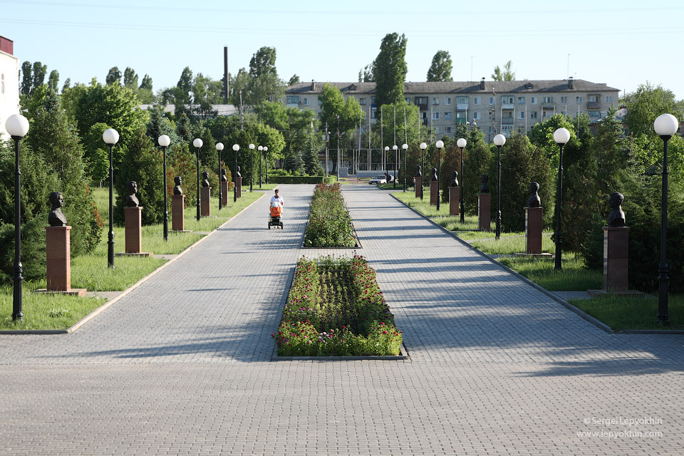 В Симферополе предложили заложить аллею славы героев-уроженцев Крыма