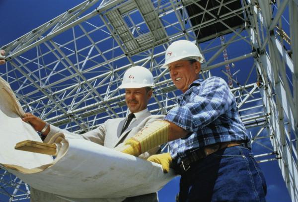 В Крыму наиболее востребованы строители и инженеры