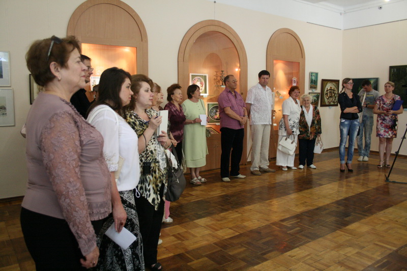 В Симферополе представили Крым глазами художников-сибиряков