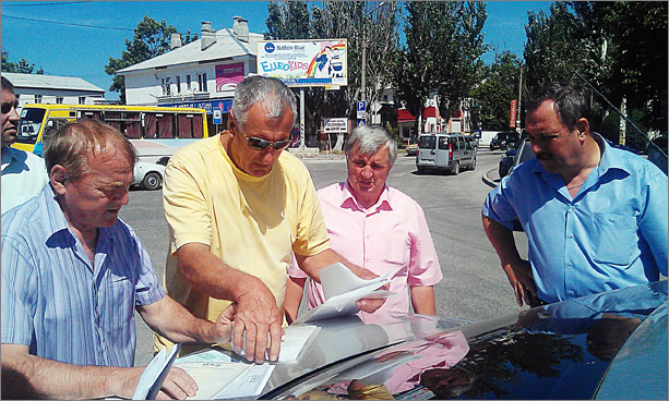 В Феодосии проверяют легальность работы такси