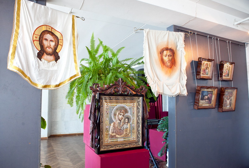 В Севастополе открылась выставка икон В Севастополе открылась выставка икон