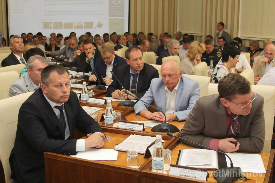 Заседания крымского правительства будут транслировать в прямом эфире