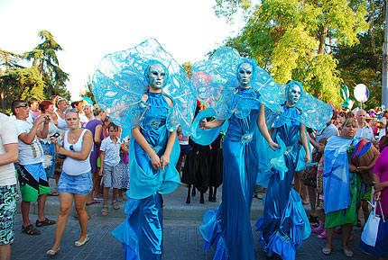 В Евпатории день курортника отметят парадом яхт и курортным балом В Евпатории день курортника отметят парадом яхт и курортным балом