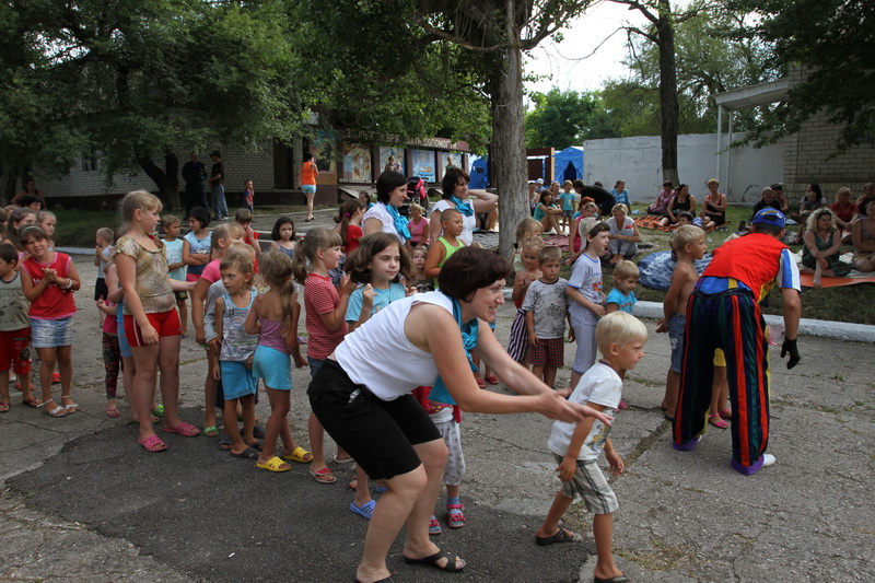 МЧС разместило в Крыму 6,2 тыс. беженцев МЧС разместило в Крыму 6,2 тыс. беженцев