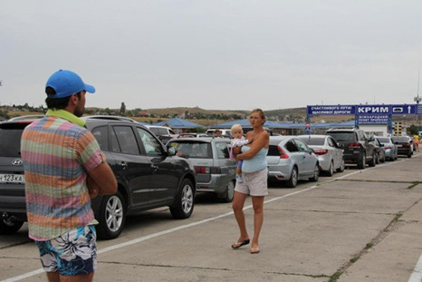 Очередь в порту «Кавказ» на Керченской переправе выросла до 2 тыс. машин