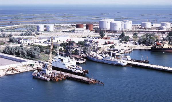 Загрузка Керченской переправы выросла в пять раз