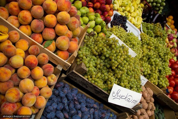 Руководителей регионов Крыма призвали помочь в реализации крымский овощей и фруктов