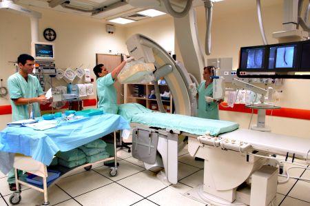 Вслед за аптеками из крымских больниц выгонят частные клиники