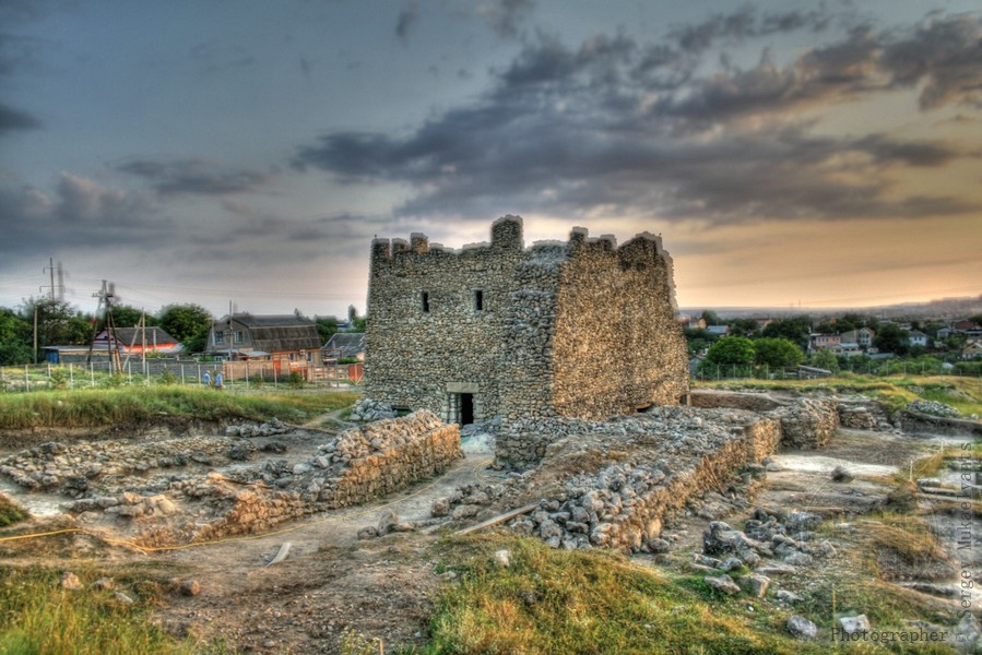 В Симферополе планируют проложить дорогу к Неаполю Скифскому