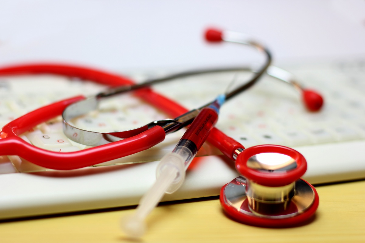 Специалисты Минздрава Крыма консультируют беженцев из Украины 