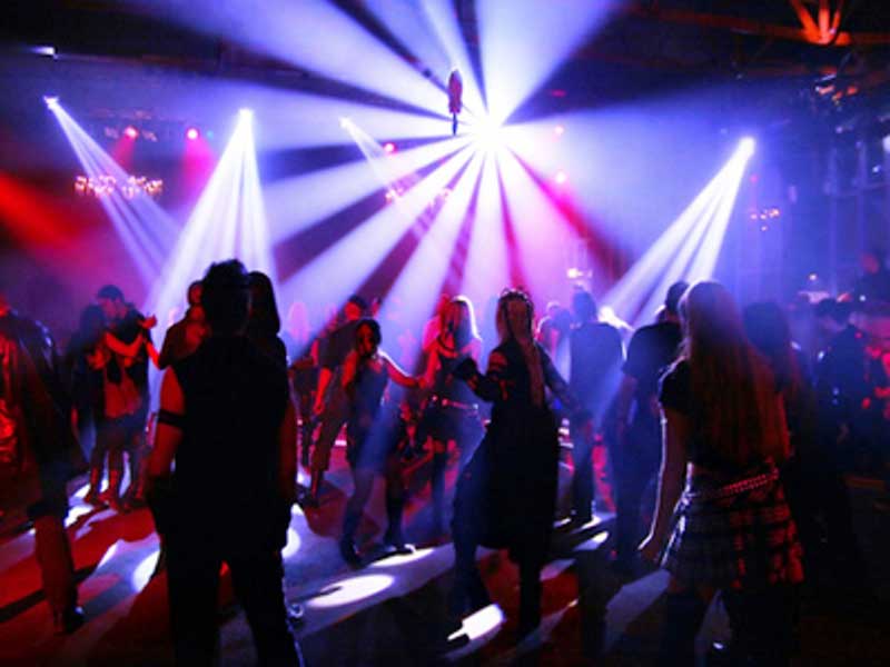 В одном из ночных клубов Севастополя провели антинаркотический рейд В одном из ночных клубов Севастополя провели антинаркотический рейд