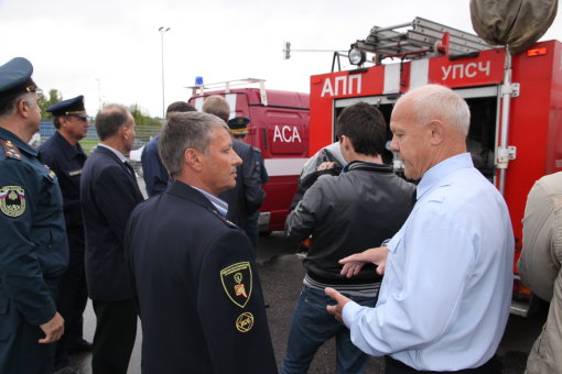 В Симферополь из Санкт-Петербурга отправили 19 пожарных машин 