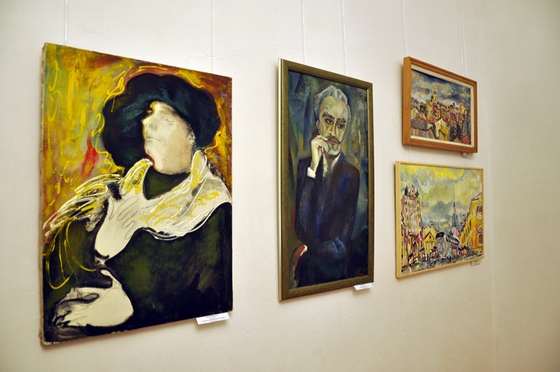 В Симферополе открылась выставка санкт-петербургских художников