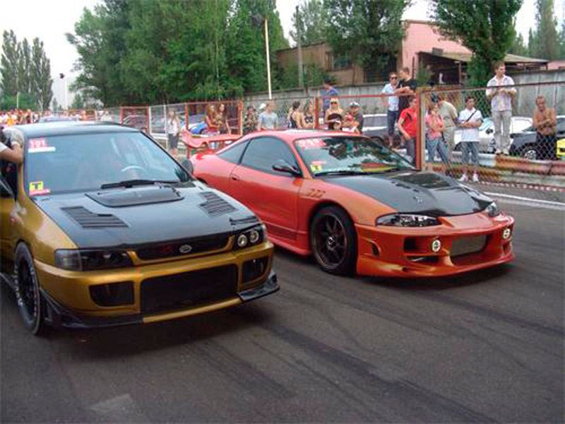 В Евпатории проведут финал Кубка по дрэг-рейсингу В Евпатории проведут финал Кубка по дрэг-рейсингу