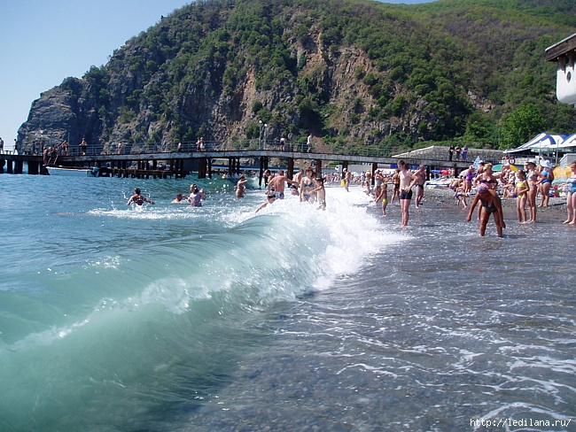 В Крыму отдохнуло почти 2,6 млн. человек В Крыму отдохнуло почти 2,6 млн. человек