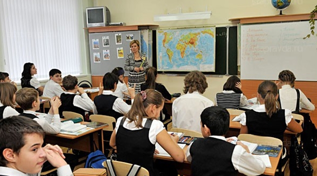 В Крыму подготовят программу обучения на государственных языках к 1 ноября