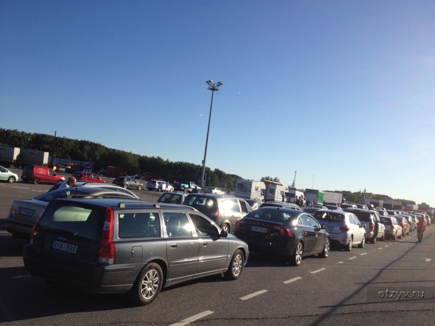 В портах «Кавказ» и «Крым» очереди на паром ожидает 1,1 тыс. автомобилей В портах «Кавказ» и «Крым» очереди на паром ожидает 1,1 тыс. автомобилей