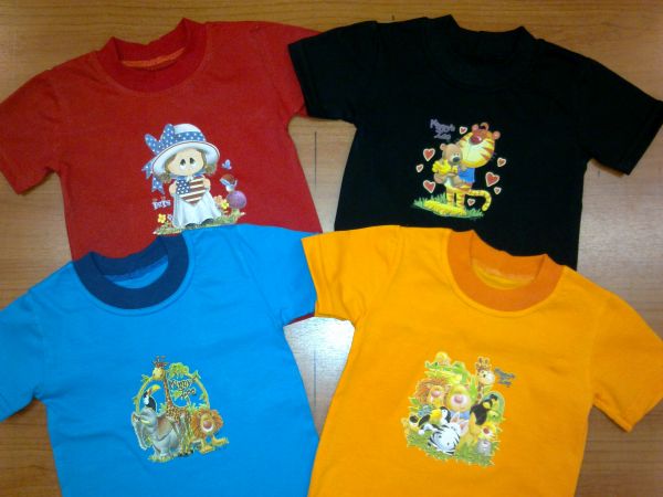 Дом ребенка «Елочка» получил сотню комплектов одежды из Китая Дом ребенка «Елочка» получил сотню комплектов одежды из Китая