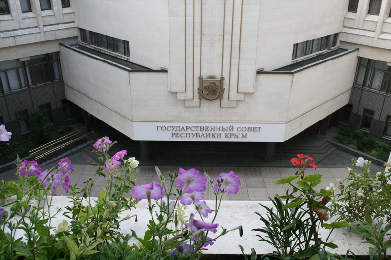 В Крыму разработают критерии оценки депутатов первого созыва