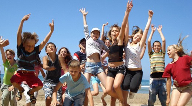 Летом в Симферополе оздоровили 23 тыс. детей Летом в Симферополе оздоровили 23 тыс. детей