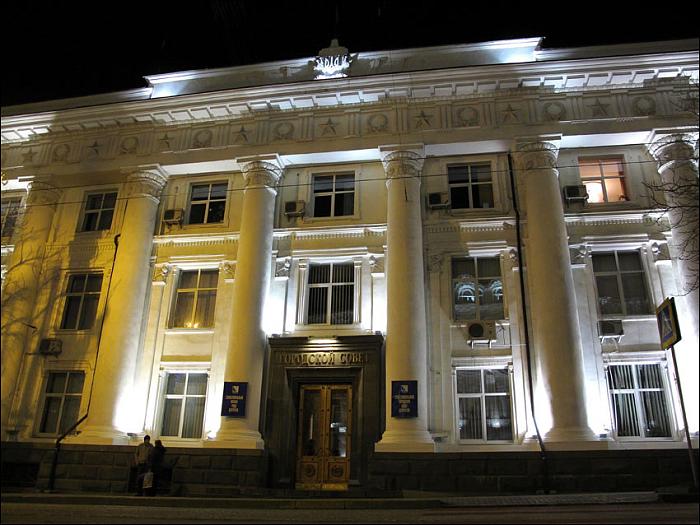 Депутаты Законодательного собрания Севастополя получили удостоверения Депутаты Законодательного собрания Севастополя получили удостоверения