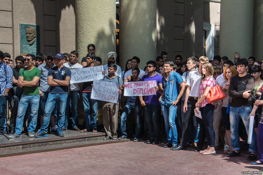 Вопрос с включение медуниверситета в состав КФУ до конца не решен, – Аксенов