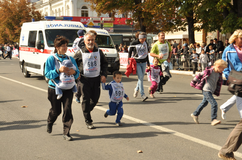 В Симферополе провели забег «Кросс нации»